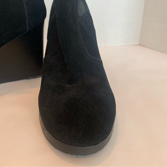 FRANCO SARTO size 12 Warrick wedge suede bootie with zipper and buckle detail - Picture 2 of 16